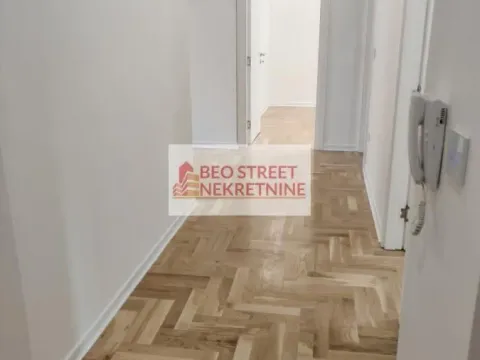 Prodaja, četvorosoban stan, 80m², Vračar Sve Podlokacije, Beograd - image 8