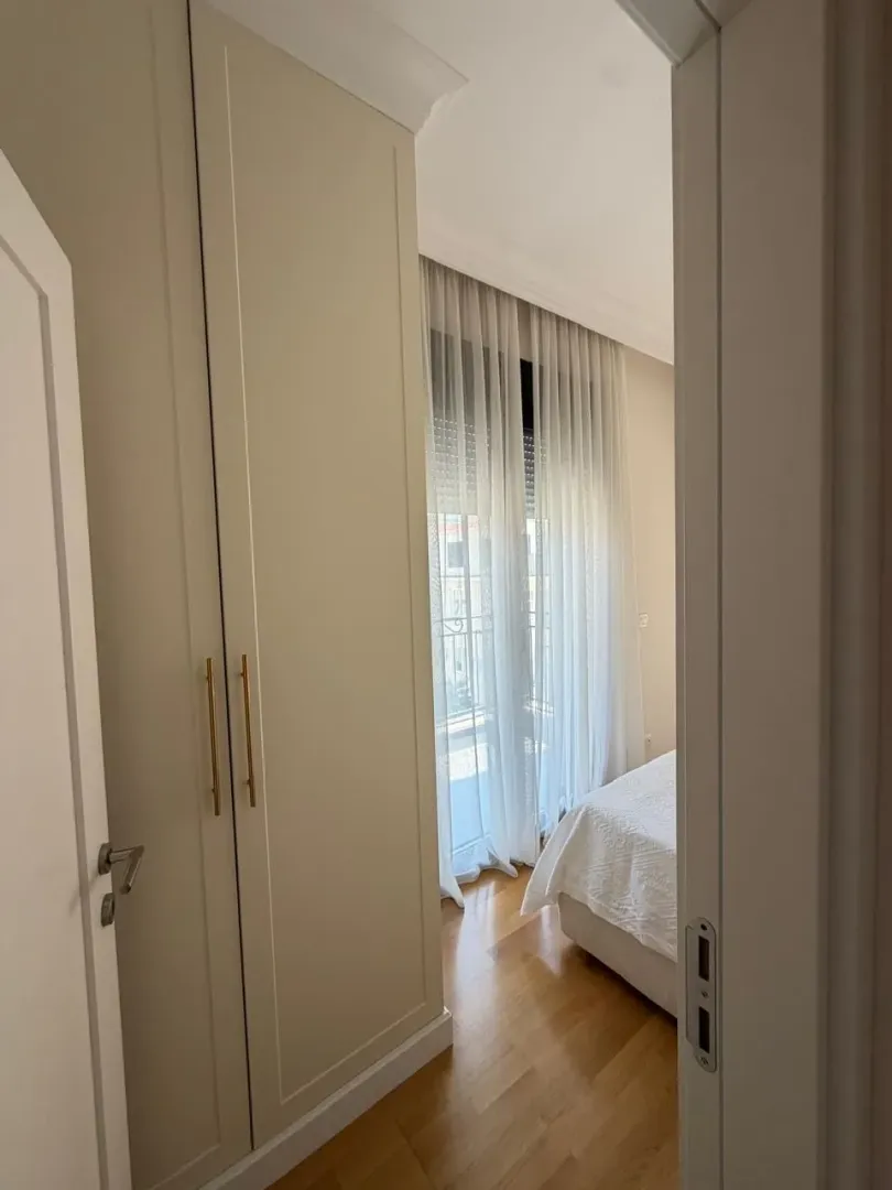 Rent, one bedroom apartment, 51m², Centar, Tivat