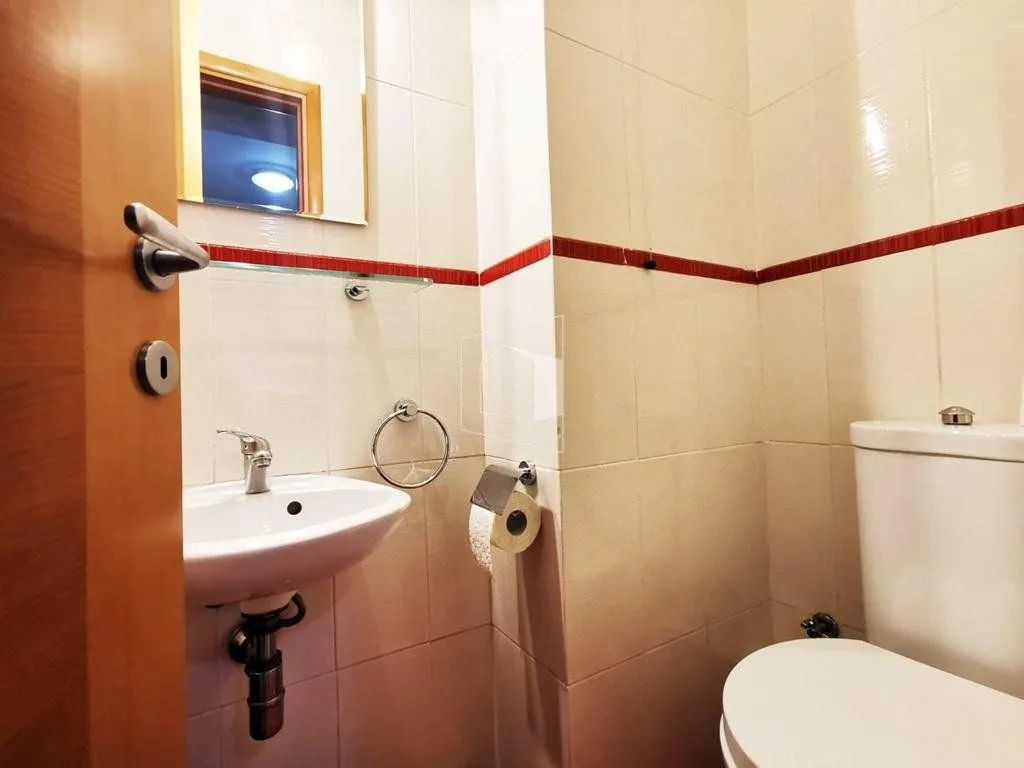 Izdavanje, trosoban stan, 95m², Preko Morače, Podgorica