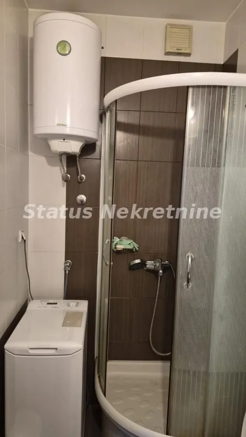 Prodaja, jednosoban stan, 40m², Liman 2, Novi Sad Sve Podlokacije