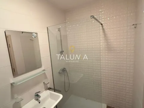 Izdavanje, dvosoban stan, 68m², City Kvart, Podgorica - image 7