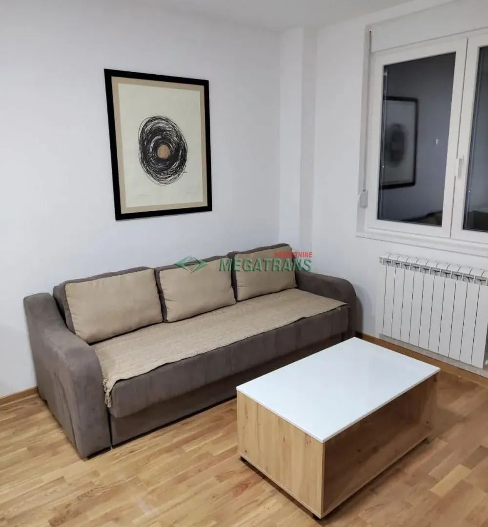 Izdavanje, stan, 28m², Petrovaradin, Novi Sad