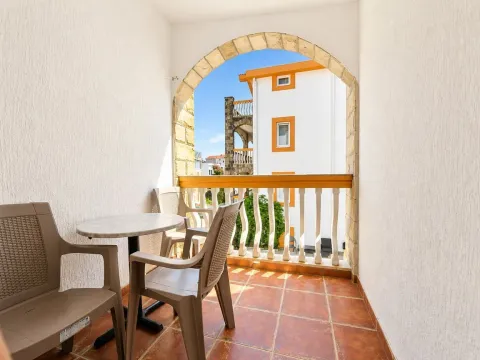 Rent, one bedroom apartment, 40m², Budva, Crna Gora - image 2