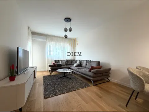 Rent, one bedroom apartment, 49m², Central Point, Podgorica - image 11