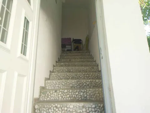 Prodaja, kuća, 79m², Bečići, Budva - image 2