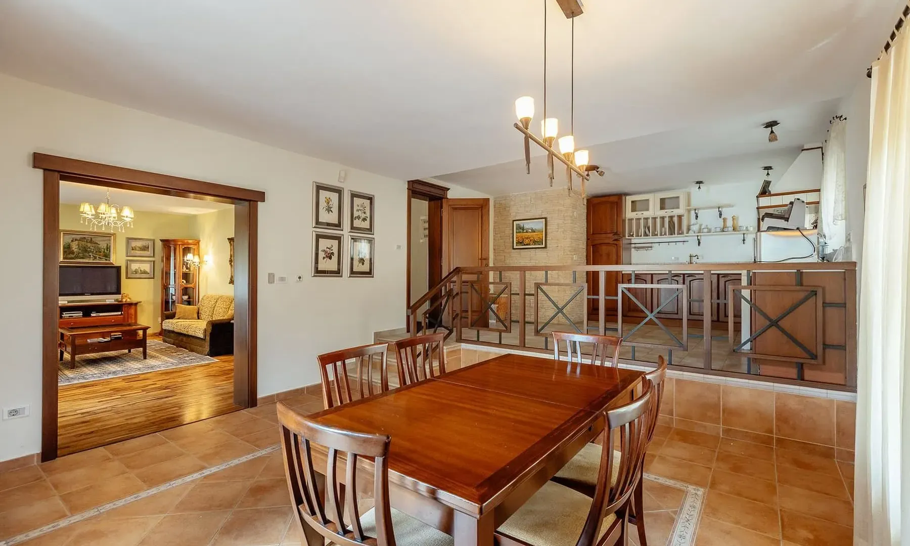 Sale, house, 354m², Kotor, Crna Gora