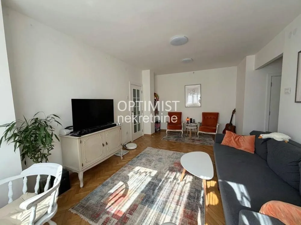 Rent, two bedroom apartment, 53m², Slavija, Vračar Sve Podlokacije