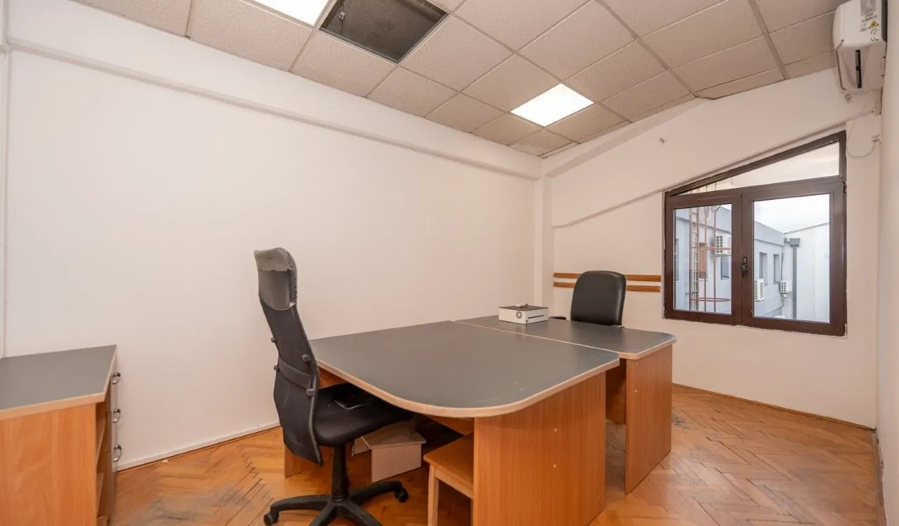 Sale, office space, 106m², Stari Aerodrom, Podgorica