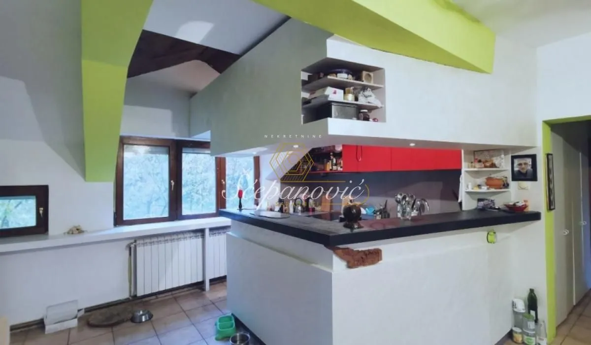 Rent, house, 311m², Sremska Kamenica, Petrovaradin