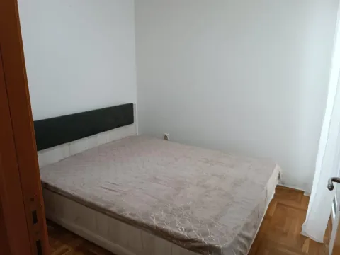 Rent, one bedroom apartment, 40m², Velji Vinogradi, Budva - image 5