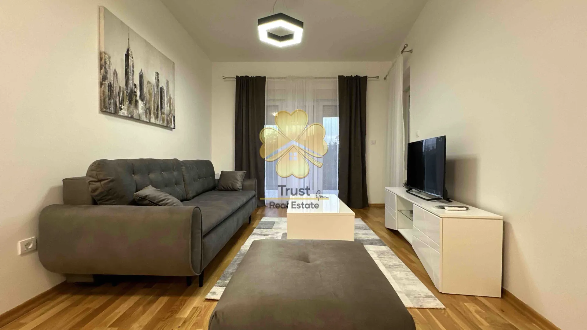 Izdavanje, dvosoban stan, 80m², Ljubović, Podgorica