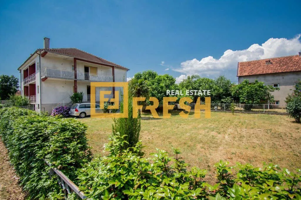 Rent, house, 214m², Tološi, Podgorica