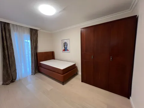 Rent, three bedroom apartment, 95m², Obala Morače, Podgorica - image 8