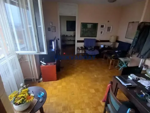 Prodaja, dvosoban stan, 48m², Lipov Lad, Zvezdara Sve Podlokacije