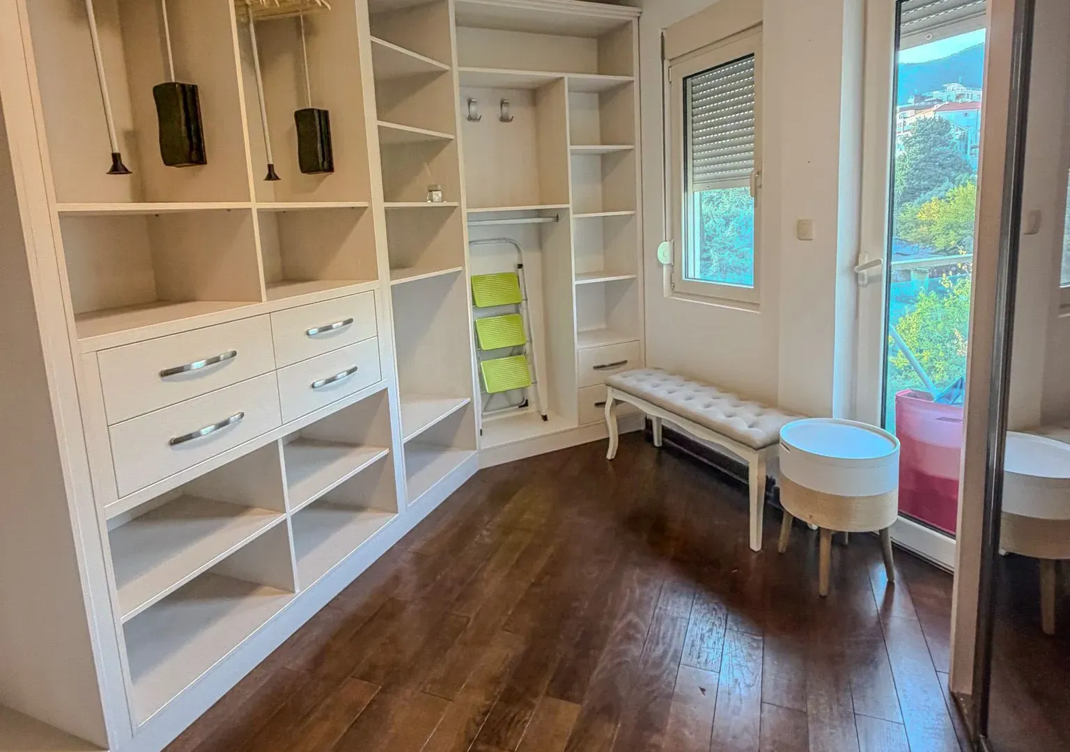 Prodaja, dvosoban stan, 89m², Bečići, Budva