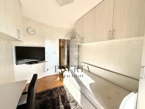Rent, two bedroom apartment, 74m², Stara Varoš, Podgorica - image 14