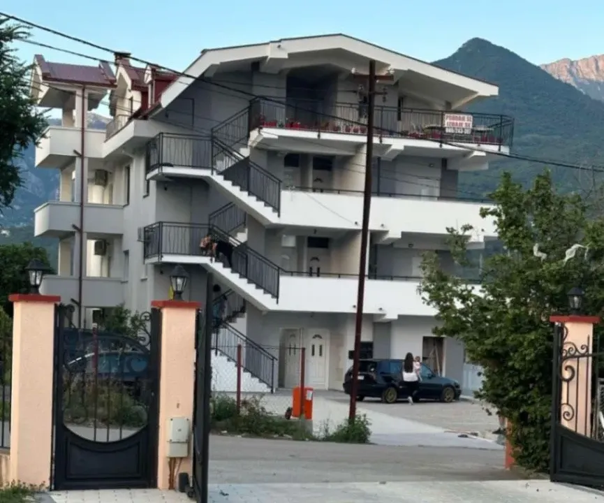 Sale, two bedroom apartment, 85m², Šušanj, Bar
