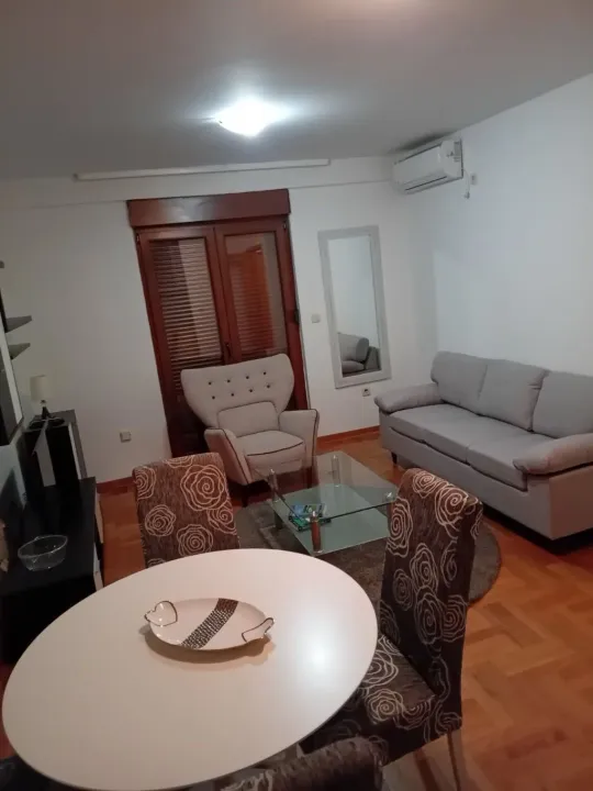 Rent, three bedroom apartment, 73m², Stari Aerodrom, Podgorica
