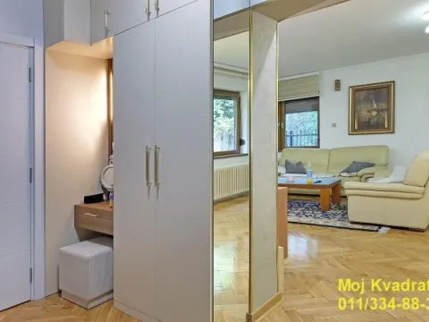 Izdavanje, kuća, 150m², Savski Venac, Beograd - image 6