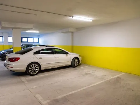 Rent, one bedroom apartment, 56m², Bijela, Herceg Novi - image 14