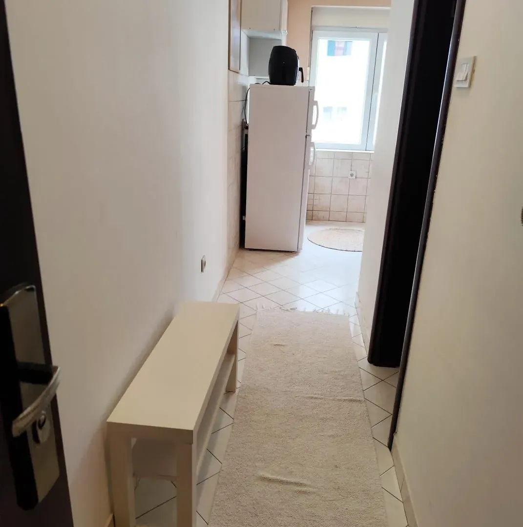 Izdavanje, garsonjera, 23m², Preko Morače, Podgorica