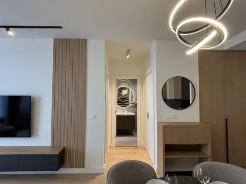 Rent, two bedroom apartment, 57m², Savski Venac, Beograd - image 3