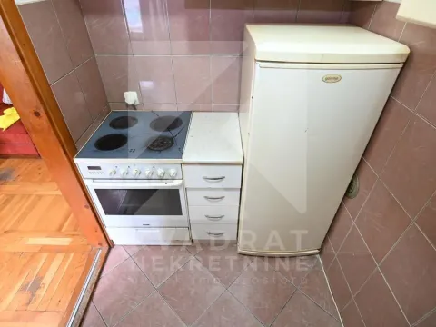 Sale, two bedroom apartment, 57m², Centar, Podgorica - image 4