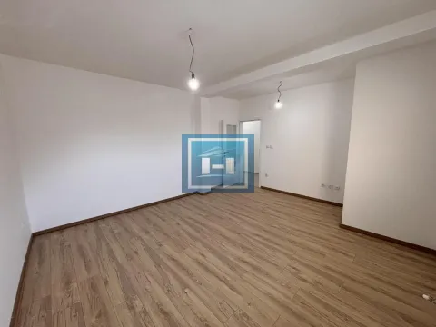 Prodaja, dvosoban stan, 83m², Centar, Jagodina - image 6