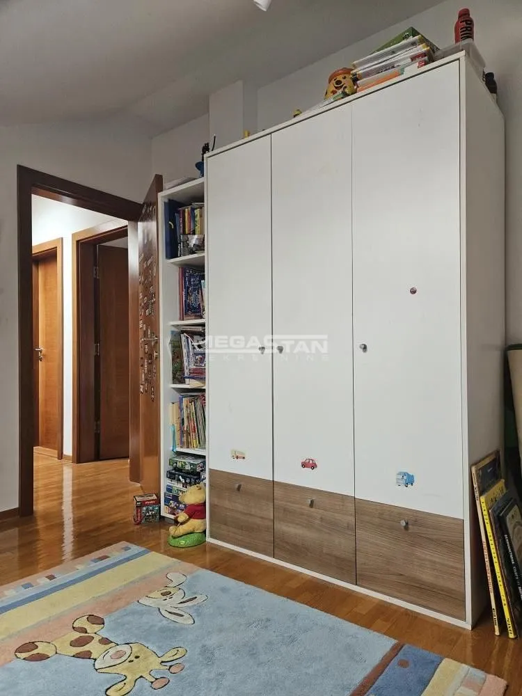 Sale, three bedroom apartment, 94m², Lion, Zvezdara Sve Podlokacije
