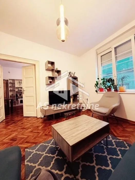 Rent, apartment, 68m², Kalenić Pijaca, Vračar Sve Podlokacije