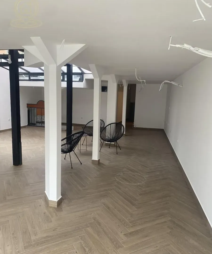 Rent, office space, 200m², Stari Grad, Beograd