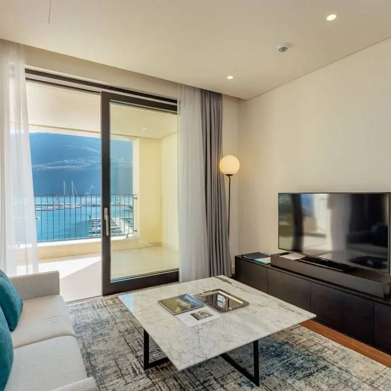 Prodaja, dvosoban stan, 120m², Portonovi, Herceg Novi