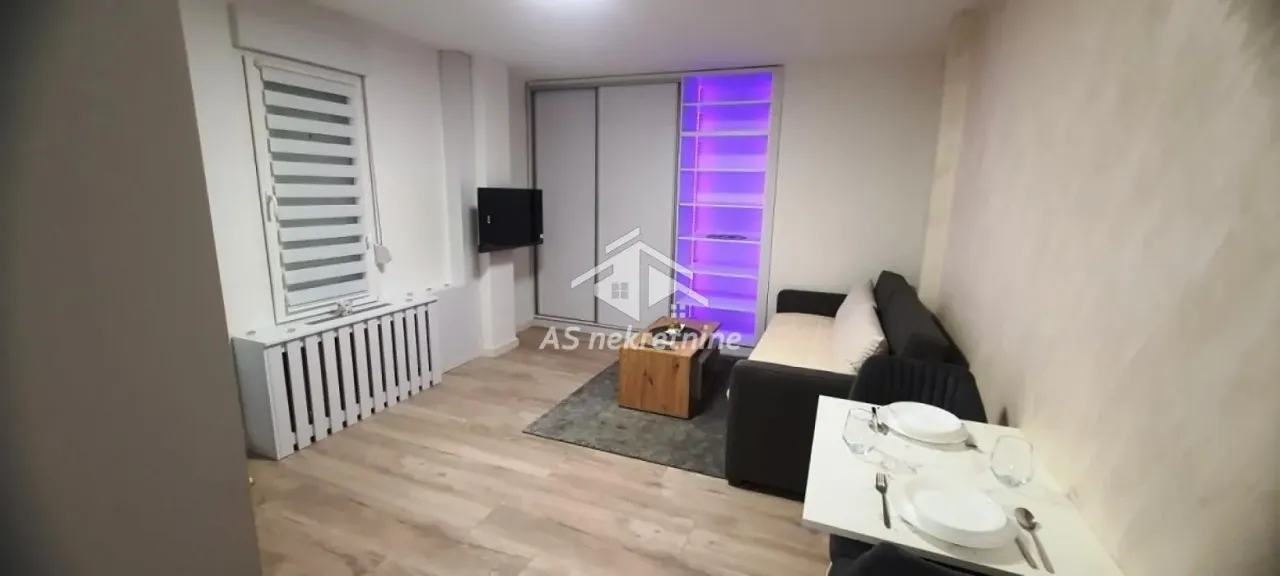 Rent, two bedroom apartment, 40m², Novi Beograd Sve Podlokacije, Beograd