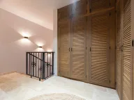 Prodaja, kuća, 374m², Drobni pijesak, Budva - image 29