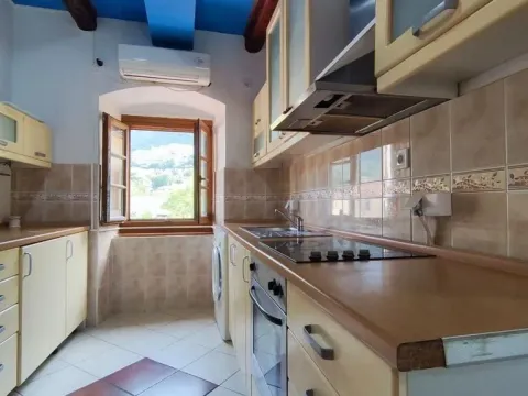 Prodaja, kuća, 300m², Kotor, Crna Gora - image 11