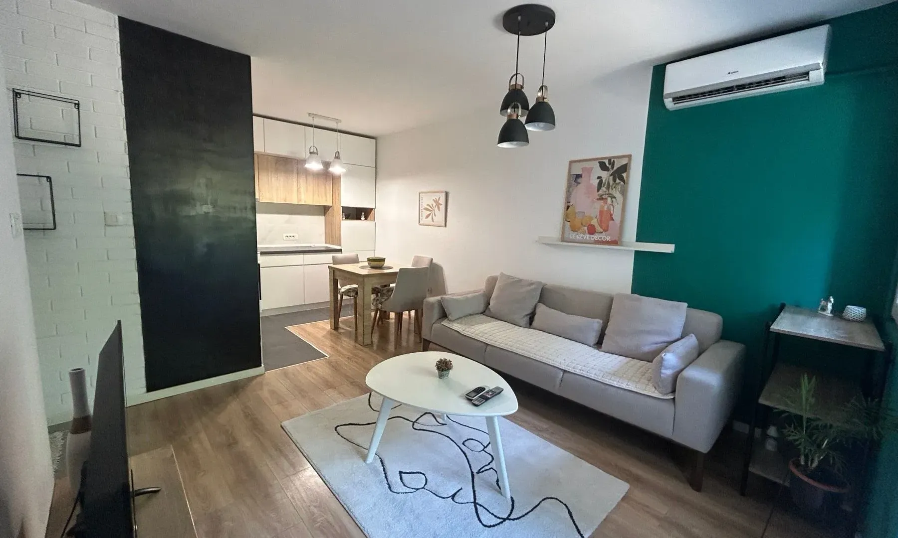 Rent, one bedroom apartment, 38m², Blok 5, Podgorica