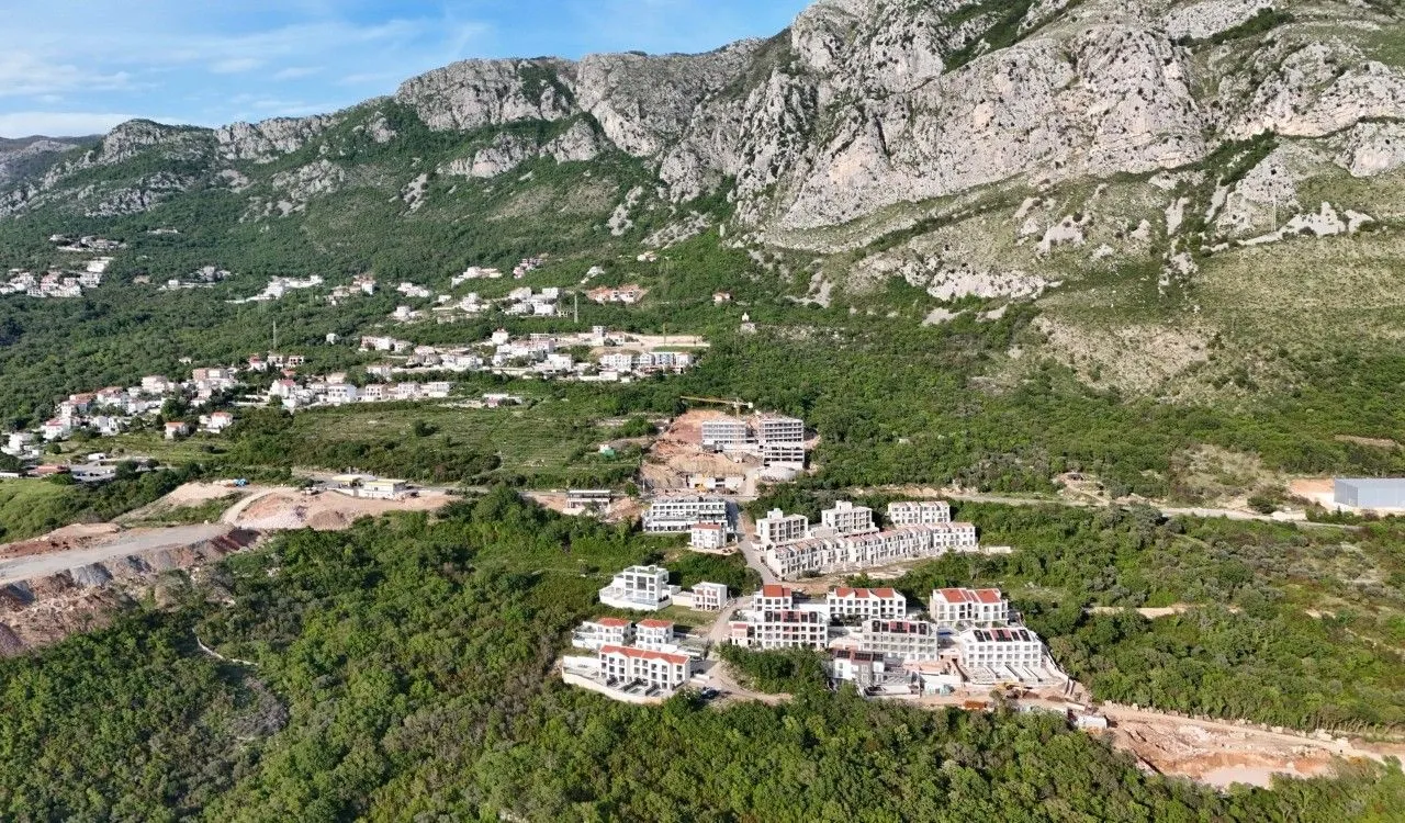 Prodaja, plac, 957m², Reževići, Budva