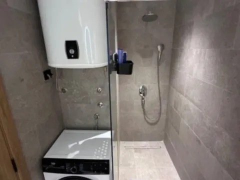 Izdavanje, jednosoban stan, 42m², Zagorič, Podgorica - image 11