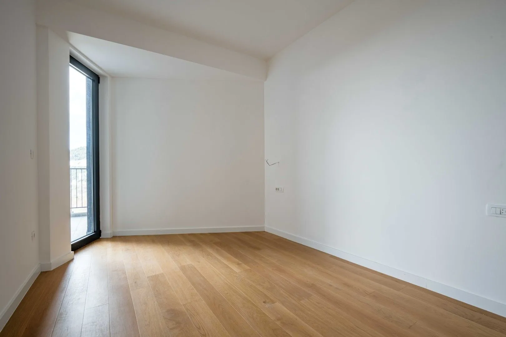 Sale, one bedroom apartment, 60m², Bečići, Budva