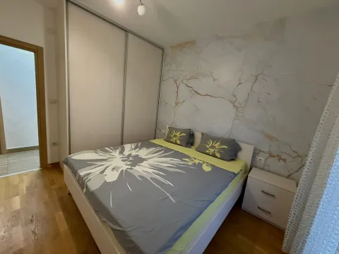 Izdavanje, dvosoban stan, 60m², Zabjelo, Podgorica - image 13