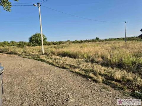 Sale, land lot, 600m², Rupčine, Beograd - image 2