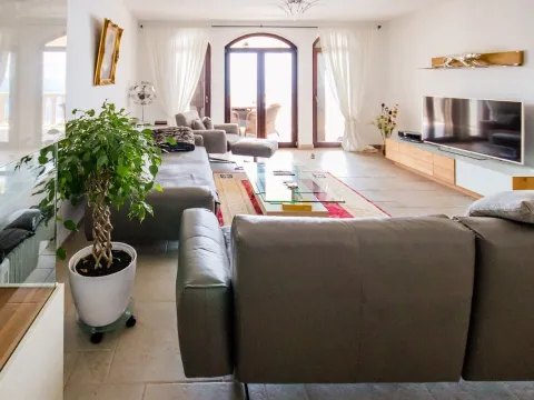 Sale, house, 524m², Utjeha, Bar - image 13