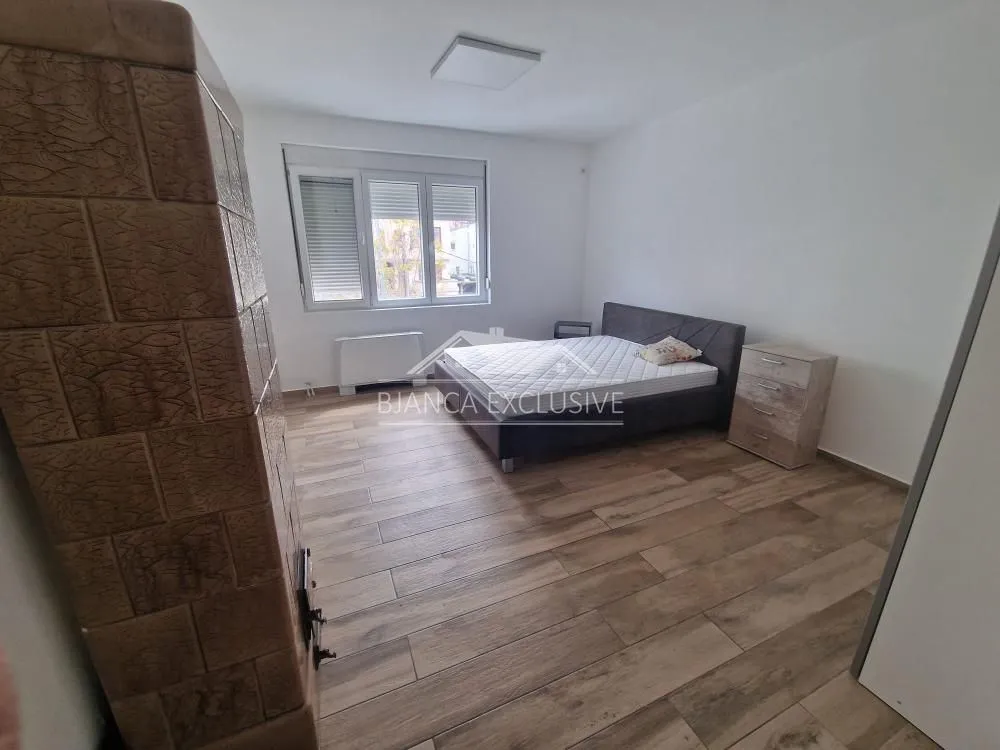 Prodaja, četvorosoban stan, 79m², Južni Bulevar, Vračar Sve Podlokacije