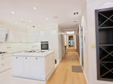 Sale, two bedroom apartment, 114m², Budva, Crna Gora - image 17