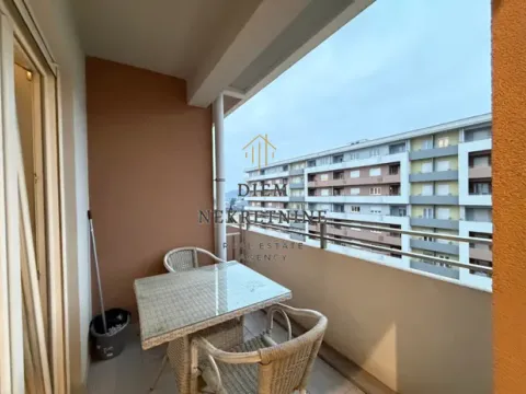 Rent, two bedroom apartment, 70m², Central Point, Podgorica - image 4