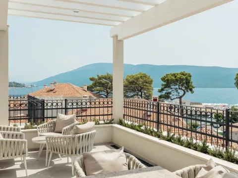 Sale, two bedroom apartment, 100m², Kotor, Crna Gora - image 4