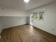 Sale, three bedroom apartment, 85m², Centar, Ćuprija - image 13