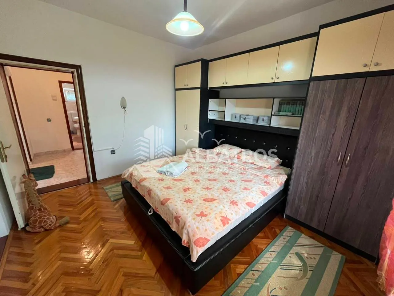Rent, two bedroom apartment, 80m², Centar, Bar