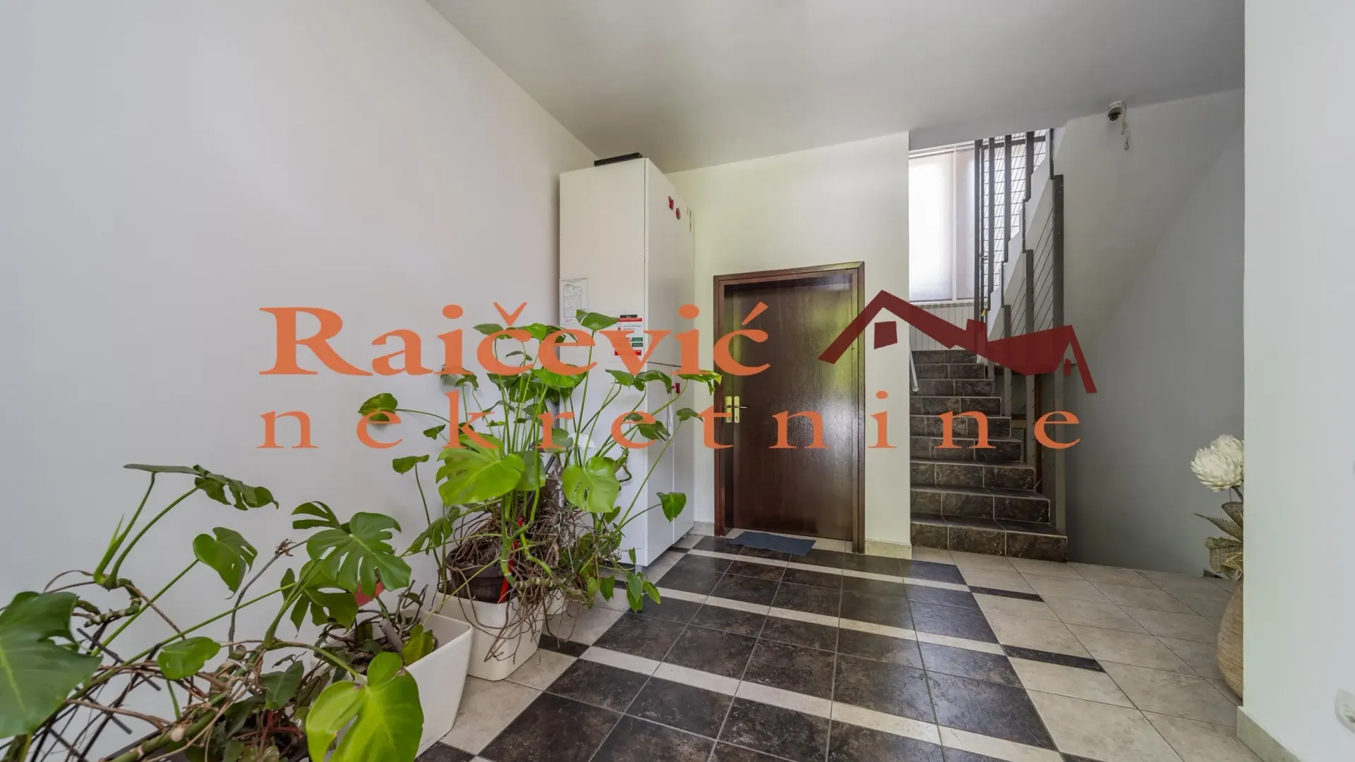 Rent, office space, 90m², Lekino Brdo, Voždovac Sve Podlokacije