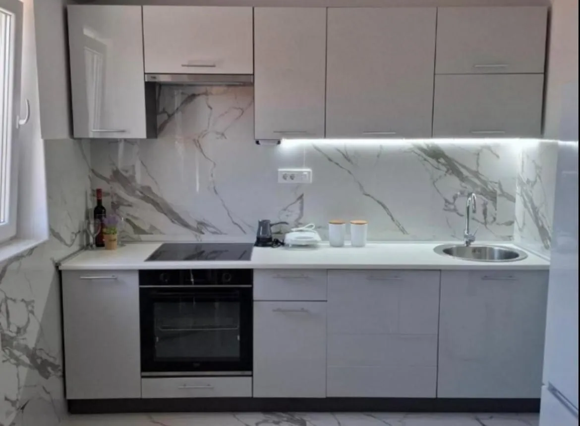 Rent, two bedroom apartment, 75m², Radanovići, Kotor